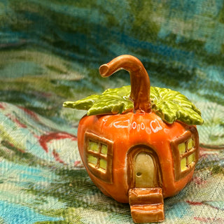 Little Pumpkin House